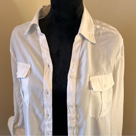 Chicos white button front top with long sleeves in size 2 or med - Picture 4 of 11